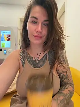 TattooGirlAlia online show from October 2, 2025, 6:28 am