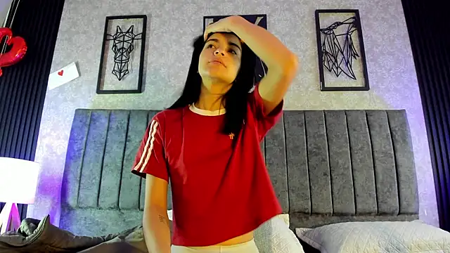 bliinkii and luka  online show from March 25, 2026, 12:04 pm