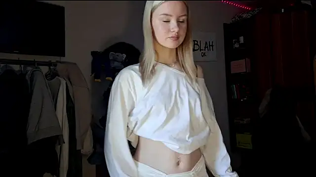 ChongTreece online show from March 15, 2026, 5:14 am