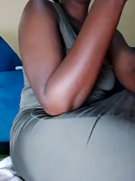 Snapshot of Charodine chatting on March 31, 2026, 5:09 am Charodine online show from March 31, 2026, 5:09 am