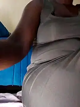 Snapshot of Charodine chatting on April 9, 2026, 4:47 am Charodine online show from April 9, 2026, 4:47 am