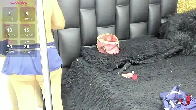 alicee  mature online show from March 31, 2026, 6:54 pm