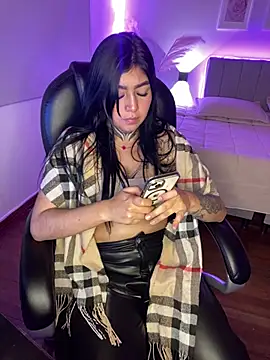 Snapshot of Angelica_pink18 chatting on February 6, 2026, 12:06 am Angelica pink18 online show from February 6, 2026, 12:06 am