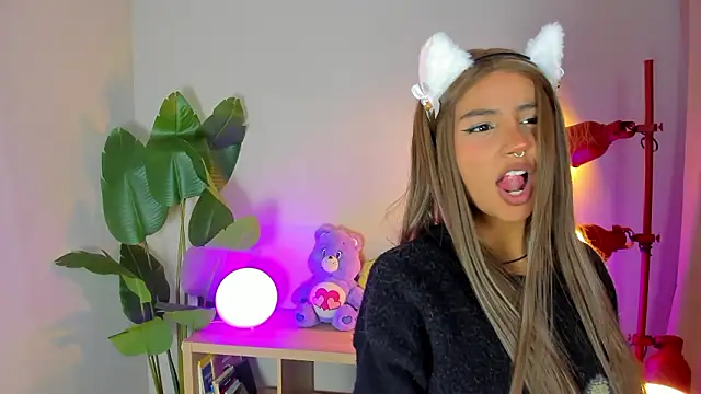 Snapshot of Lia_flor chatting on February 12, 2026, 3:50 am Lia flor online show from February 12, 2026, 3:50 am