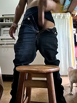 Gustavo52367 online show from February 17, 2026, 5:21 pm