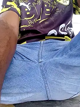 Snapshot of negrim10 chatting on February 9, 2026, 2:26 pm negrim10 online show from February 9, 2026, 2:26 pm