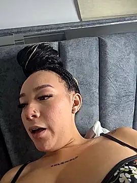 alaia princess online show from March 17, 2026, 11:30 pm