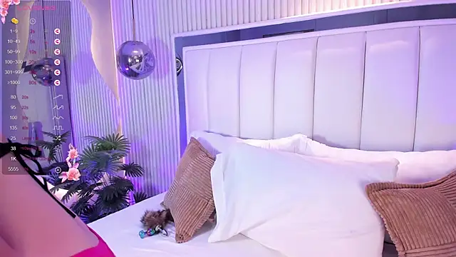 ViolettaColinss online show from February 23, 2026, 11:33 am