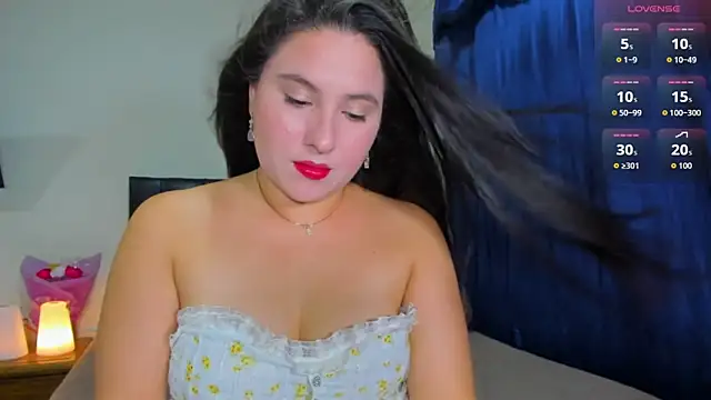 Snapshot of Alessandra_01 chatting on July 24, 2026, 3:46 am Alessandra 01 online show from July 24, 2026, 3:46 am