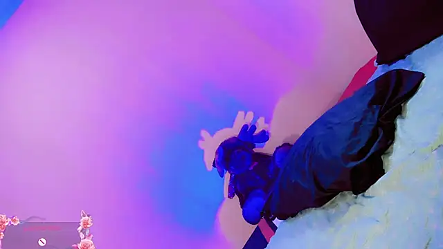 Snapshot of zoe_rous2 chatting on February 22, 2026, 5:25 pm zoe rous2 online show from February 22, 2026, 5:25 pm