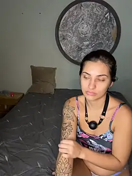 Snapshot of Jh0nZer0 chatting on April 9, 2026, 10:54 am Jh0nZer0 online show from April 9, 2026, 10:54 am