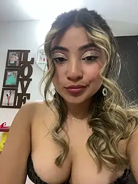 sweetlove- online show from July 28, 2026, 2:52 am