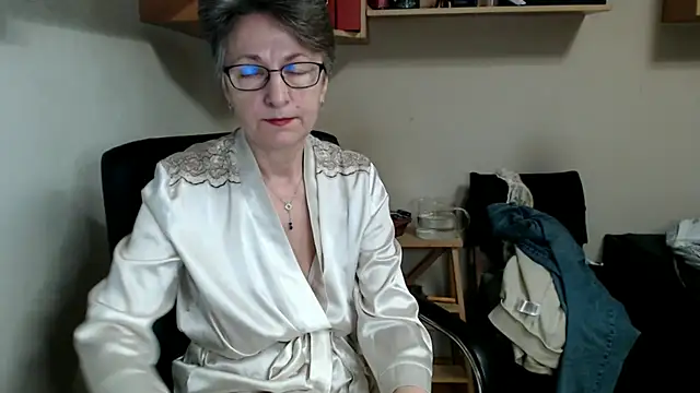 Snapshot of katemodel chatting on November 20, 2025, 7:42 am katemodel online show from November 20, 2025, 7:42 am