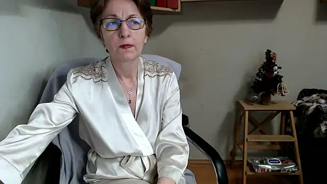 katemodel online show from January 9, 2026, 8:10 am