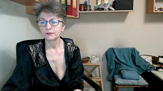 Snapshot of katemodel chatting on November 17, 2025, 7:45 am katemodel online show from November 17, 2025, 7:45 am