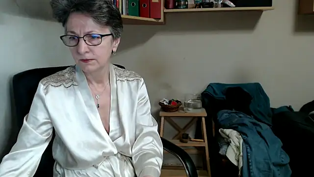 Snapshot of katemodel chatting on November 23, 2025, 6:56 am katemodel online show from November 23, 2025, 6:56 am