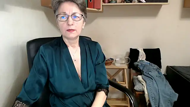 Snapshot of katemodel chatting on November 21, 2025, 8:13 am katemodel online show from November 21, 2025, 8:13 am