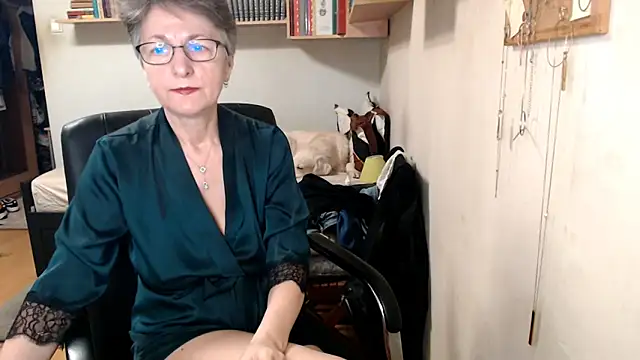 Snapshot of katemodel chatting on November 7, 2025, 7:35 am katemodel online show from November 7, 2025, 7:35 am