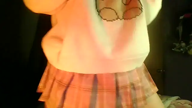 mimi miauu online show from June 5, 2026, 3:11 am