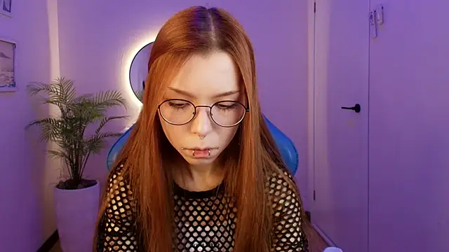 Snapshot of PinkAn8el chatting on February 11, 2026, 2:44 am PinkAn8el online show from February 11, 2026, 2:44 am