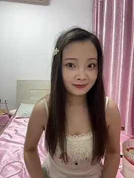 BIGBABYYEYE online show from May 28, 2026, 1:50 pm