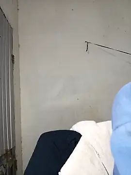 Daisy-lusia2026 online show from April 18, 2026, 2:08 pm