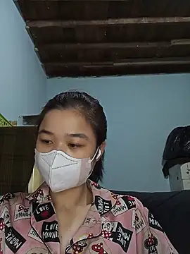 Daisy-lusia2026 online show from May 14, 2026, 10:18 pm