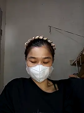 Daisy-lusia2026 online show from March 22, 2026, 10:28 am