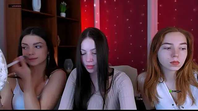 Snapshot of stella_flower chatting on February 8, 2026, 6:33 am stella flower online show from February 8, 2026, 6:33 am