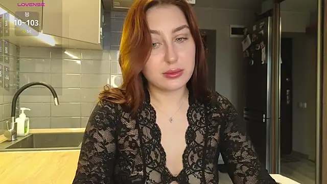 Snapshot of EvangelinFox chatting on February 12, 2026, 11:10 am EvangelinFox online show from February 12, 2026, 11:10 am