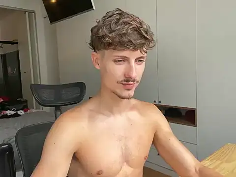 Snapshot of vitoraugustoxxx chatting on February 5, 2026, 6:26 pm vitoraugustoxxx online show from February 5, 2026, 6:26 pm