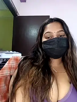 Snapshot of Aliya_Hott chatting on April 30, 2026, 5:25 am Aliya Hott online show from April 30, 2026, 5:25 am
