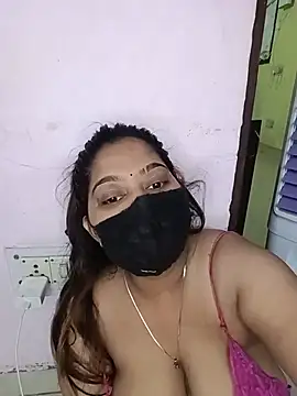 Snapshot of Aliya_Hott chatting on May 22, 2026, 5:27 am Aliya Hott online show from May 22, 2026, 5:27 am