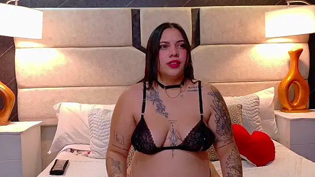 Snapshot of AuroraRosee chatting on February 10, 2026, 11:53 am AuroraRosee online show from February 10, 2026, 11:53 am