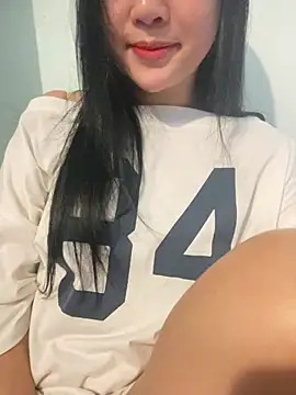 Snapshot of hotgirl-sexy chatting on April 30, 2026, 12:50 am hotgirl-sexy online show from April 30, 2026, 12:50 am