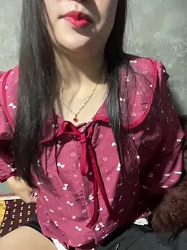 Snapshot of hotgirl-sexy chatting on February 20, 2026, 6:37 am hotgirl-sexy online show from February 20, 2026, 6:37 am