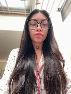 Snapshot of Bonny_Eva chatting on July 8, 2026, 3:45 pm Bonny Eva online show from July 8, 2026, 3:45 pm