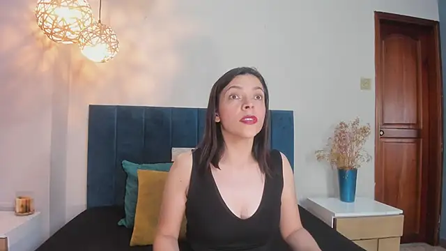 AnnaBroooks online show from March 25, 2026, 12:00 am