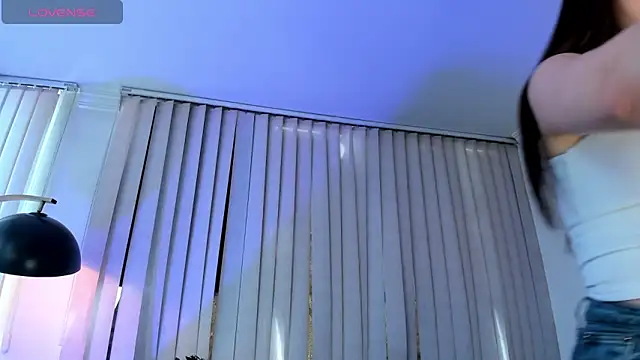 Snapshot of agata_volkov chatting on February 18, 2026, 8:49 pm agata volkov online show from February 18, 2026, 8:49 pm