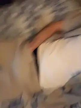 Aliiiix online show from February 10, 2026, 11:04 pm