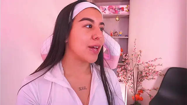 Snapshot of mavi_boo chatting on February 3, 2026, 6:57 pm mavi boo online show from February 3, 2026, 6:57 pm