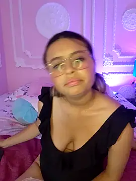 Snapshot of AngellVisen chatting on February 5, 2026, 7:53 pm AngellVisen online show from February 5, 2026, 7:53 pm