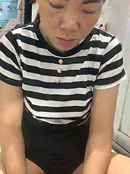 Snapshot of Baby-lovely69 chatting on February 23, 2026, 12:56 am Baby-lovely69 online show from February 23, 2026, 12:56 am