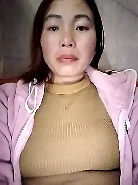 Ella-aa online show from March 9, 2026, 12:30 pm