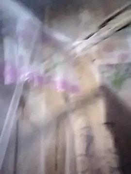 Ella-aa online show from March 22, 2026, 9:38 pm