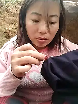 Snapshot of Ella-aa chatting on February 10, 2026, 7:07 am Ella-aa online show from February 10, 2026, 7:07 am