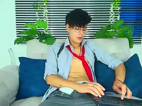 Snapshot of ThiiagoSaeenz chatting on February 11, 2026, 4:07 pm ThiiagoSaeenz online show from February 11, 2026, 4:07 pm