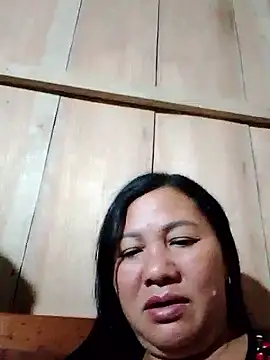Cold-girlr12 online show from May 30, 2026, 1:28 pm
