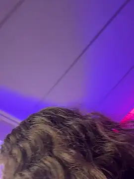 AnnastasiaJune online show from April 4, 2026, 4:52 am