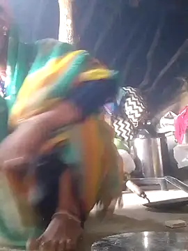 Snapshot of Faltu_Ladki chatting on February 5, 2026, 3:24 am Faltu Ladki online show from February 5, 2026, 3:24 am